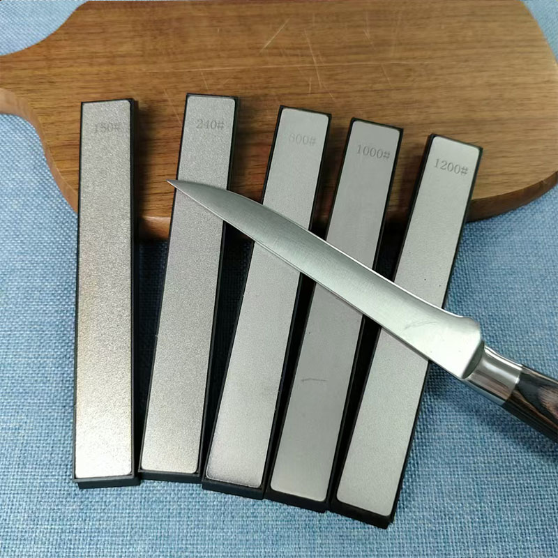 Kitchen Baking Utensil Set - 4個入りダイヤモンド砥石セット、多粒度ナイフ＆ツールシャープナー、角度ガイド付き、アウトドアやキッチン用