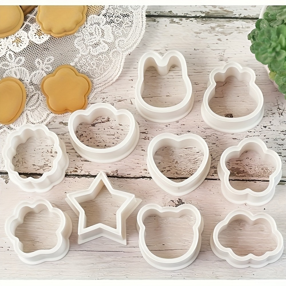Cookie Cutter Set - 10個入りクッキービスケットカッターセット 動物、星、ハート、花の形、プラスチック製クッキー型 フォンダン＆自家製ベーキング用