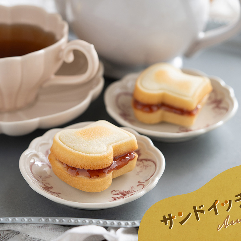 8 空洞トーストパンパターン炭素鋼ケーキ型マドレーヌマフィン - Kitchen Baking Pan のレビューと価格