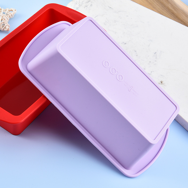 長方形シリコンモールド キャンディトースト イースターパン  - Kitchen Baking Essentials のレビューと価格