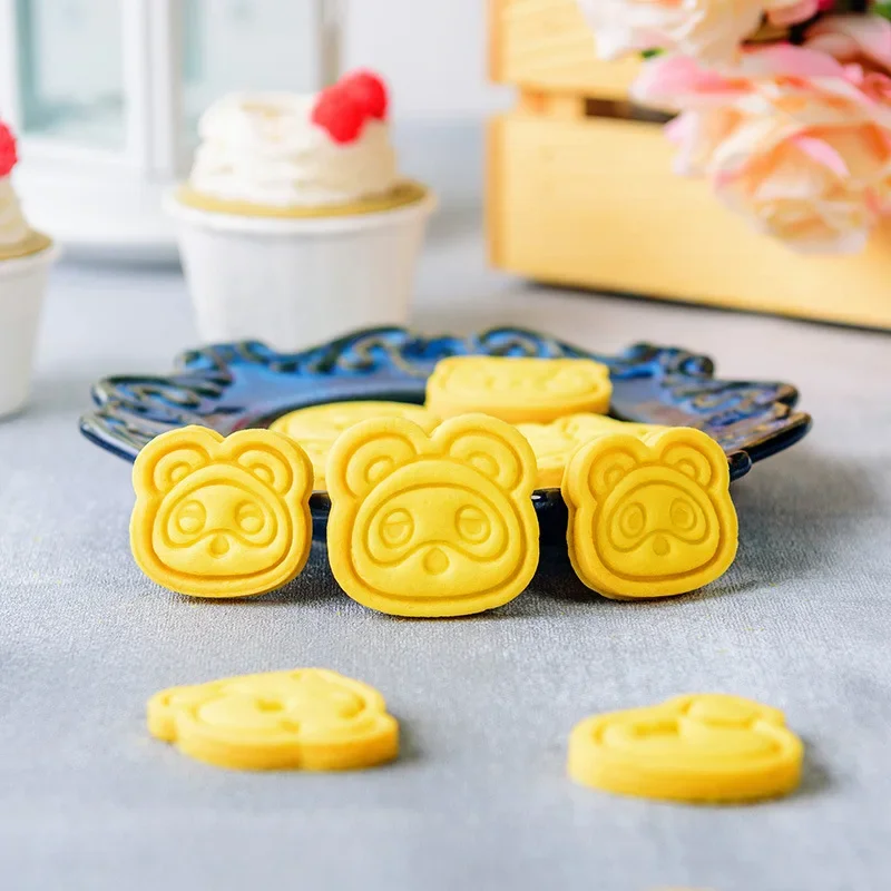 ケーキクッキーどうぶつの森カッターかわいいアニメフィギュアD - Kitchen Baking Tools のレビューと価格