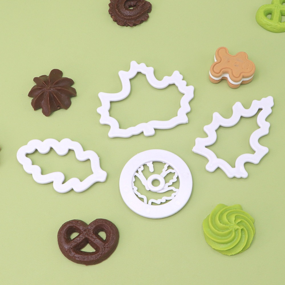 4個セット 秋の葉型クッキーカッター メープル、オーク、ヒイ - Cookie Cutter Set のレビューと価格