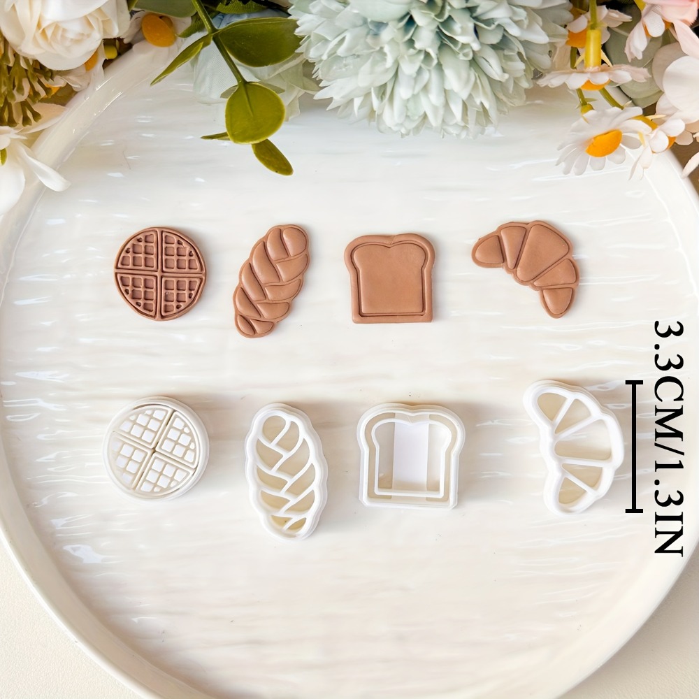 4個入りパン型クッキーカッターセット、クロワッサン、トースト - Cookie Cutter Set のレビューと価格