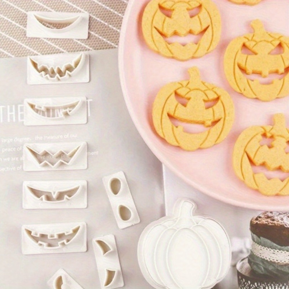 13個入りハロウィンゴーストパンプキンクッキーカッターセット - Cookie Cutter Set のレビューと価格