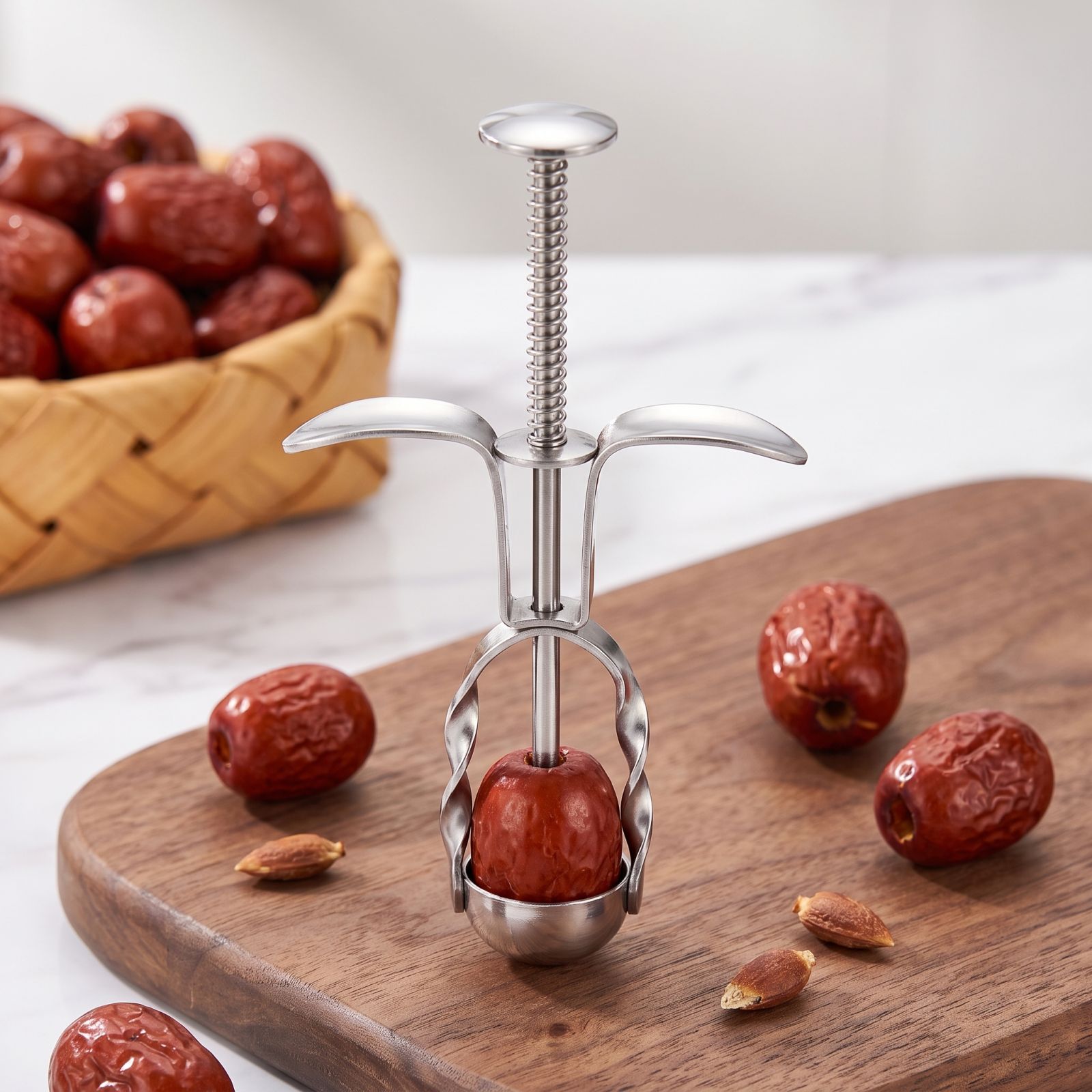 ステンレス製の赤いナツメ種抜きツール、ベーキング、料理、スナ - Kitchen Baking Tools のレビューと価格